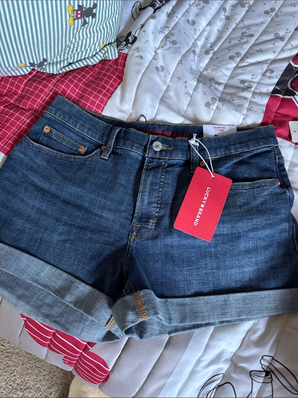 Lucky Brand  Mid-Rise Denim Shorts in Dark Blue